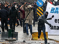 Власти Турции против студентов: 
