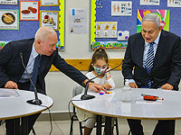 Нетаниягу и Галант договорились отложить открытие учебных заведений