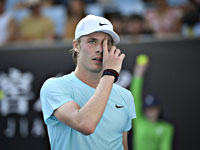 Новак Джокович и Денис Шаповалов вышли в третий круг Открытого чемпионата Австралии