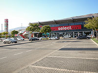 Три торговых центра возобновят работу 11 февраля