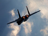 СМИ: ВВС Израиля атаковали колонну грузовиков на востоке Сирии