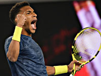 Денис Шаповалов проиграл в матче третьего круга Открытого чемпионата Австралии