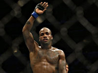 Боец UFC потерял сознание после взвешивания