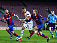 Мбаппе забил три мяча на 