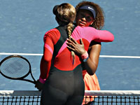 Наоми Осака победила Серену Уильямс и вышла в финал Открытого чемпионата Австралии