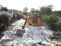 В Индии перевернулся грузовик, погибли 16 человек