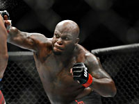 UFC. Льюис нокаутировал Блэйдса. Спивак сокрушил 