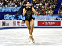 Знаменитая российская фигуристка приняла участие в эротической фотосессии для мужского журнала