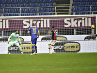 Дубль Санчеса. Гол бывшего хавбека