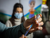 Минздрав: вакцинированы более 28 тысяч израильтян, перенесших коронавирус