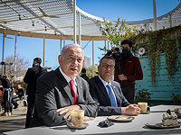 Нетаниягу отметил третий этап выхода из карантина завтраком с мэром Иерусалима