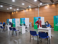 Вакцинация против коронавируса: более 63% взрослых израильтян привиты полностью