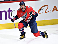 Александр Овечкин обошел Фила Эспозито