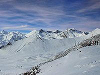 В результате схода лавины на горнолыжном курорте в Грузии погиб израильтянин