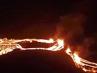 На юго-западе Исландии началось извержение вулкана Фаградальсфьядль