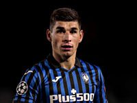 Малиновский реализовал пенальти и сделал голевую передачу в Вероне