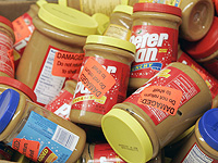 Арахисовая паста на детской площадке: в полицию подана жалоба на создание угрозы для жизни людей