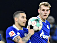 Автогол вратаря.