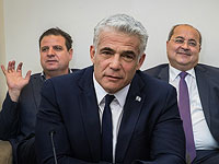 Яир Лапид встретился с Айманом Удэ и Ахмадом Тиби. 