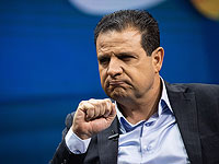 Депутаты от Объединенного списка во время присяги обязались 