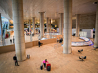 На рейсе, прибывшем из Индии, выявлены не менее 13 больных коронавирусом