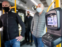 Нападение в автобусе: удары ножом за просьбу надеть маску. Задержан подозреваемый