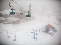 На горе Хермон продолжается снегопад