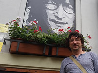 Помощь в организации массовой вакцинации израильских студентов-медиков из Чехии привела к долгу перед авиакомпанией