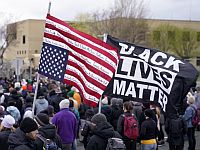 Сотрудницу полиции, застрелившую афроамериканца в Миннесоте, обвинят в непредумышленном убийстве