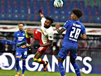 Мунас Даббур остался в запасе. 