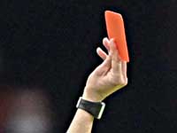 Чемпионат Азербайджана. Бывший одноклубник нокаутировал вратаря ударом ногой в голову