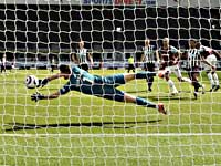 Удаление, автогол, пенальти. 