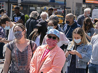 Возможен ли групповой иммунитет против COVID-19? Эксперты все чаще отвечают