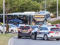 В Бейт-Шемеше контролер несколько раз ударил пассажира без защитной маски