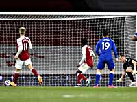 Чудовищная ошибка вратаря привела к исторической победе