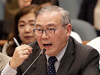 Глава МИД Филиппин послал Китай матом