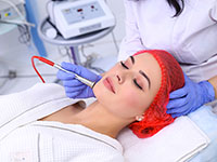 Как получить профессию в сфере красоты в Израиле: курсы косметологии в Ньюмен Центре