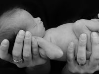 Ущерб здоровью матери или ребенка во время беременности и родов: помощь адвоката в Израиле