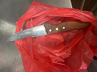 В Хевроне около входа в Пещеру патриархов задержана арабка с ножом