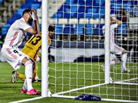 Потенциально не значит фактически. Азар спас