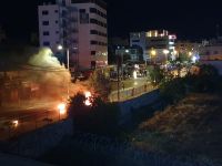 Арабы бросают камни в Иерусалиме и вооружаются в Тверии