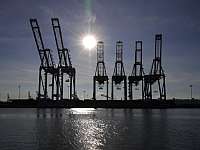 Итальянские докеры отказались грузить оружие на корабль, направляющийся в Ашдод