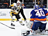 Поражения Василевского и Варламова. Результаты матчей плэй-офф НХЛ