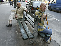 Сокращение пенсий членов старых пенсионных фондов отложено до января 2022 года