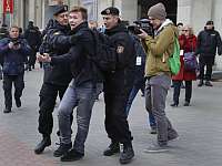 Опубликовано видео с Протасевичем, на котором тот говорит, что дает признательные показания