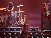 С победителя