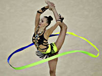 Одетая в цветы. Знаменитая украинская гимнастка опубликовала эффектную фотографию