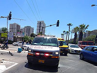 Столкновение мотоцикла и самоката в Реховоте, один из пострадавших в тяжелом состоянии