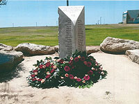 Мэрия Тель-Авива по требованию Алекса Кушнира вернула венки к памятнику жертвам теракта в 