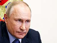 Путин опроверг информацию о поставке Ирану передового спутника